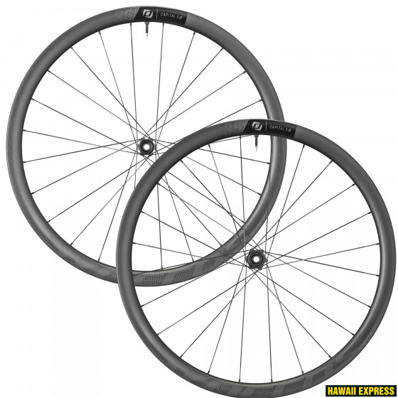 275457-0001-560x560.jpg MY20 CAPITAL 1.0 35 12x100/142mm 700cc melns scott - Image 1