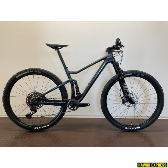 280506CUSTOM-560x560.jpg SPARK RC 900 TEAM CUSTOM - Image 1
