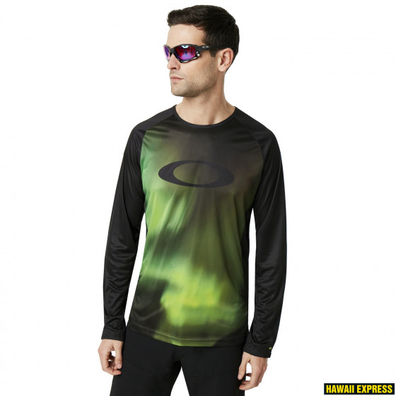 434362-9A4-560x560.jpg MTB LS TECH TEE - Image 1